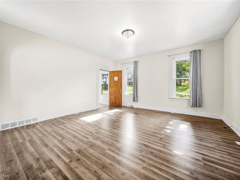 352 W Jackson Street, Painesville, OH 44077 Photo 14