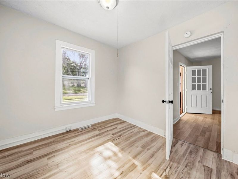 352 W Jackson Street, Painesville, OH 44077 Photo 5