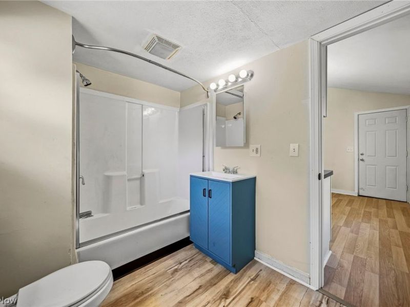 352 W Jackson Street, Painesville, OH 44077 Photo 9