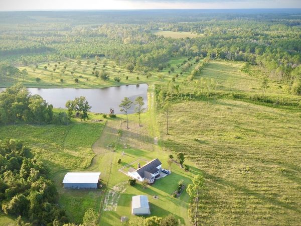 1678 Broxton Highway, Hazlehurst, GA 31539
