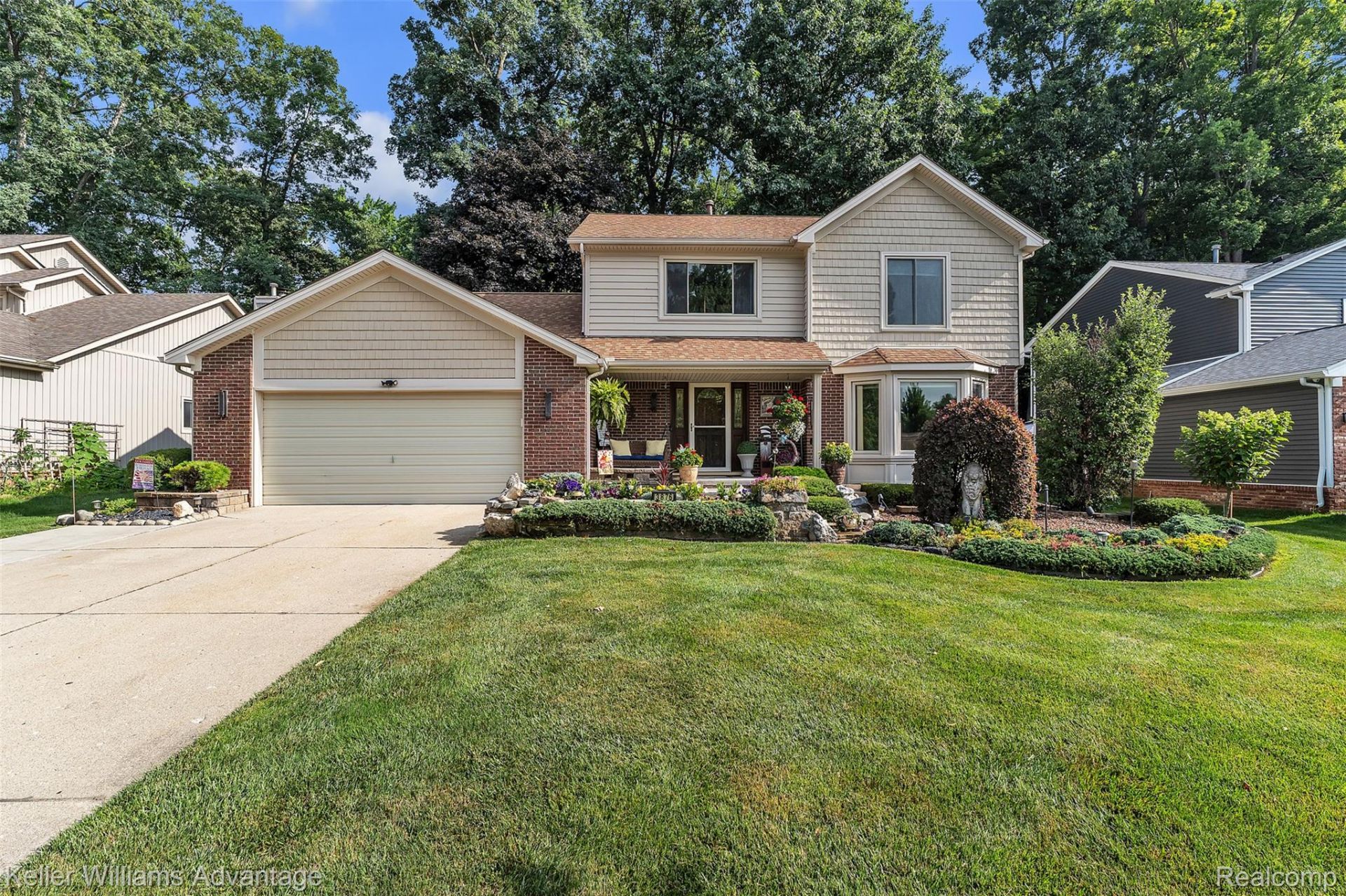 3876 Corran Drive, Wixom, Mi 48393 Main Photo