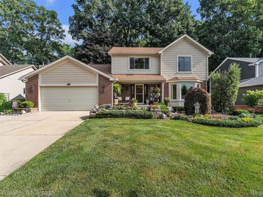3876 Corran Drive, Wixom, Mi 48393