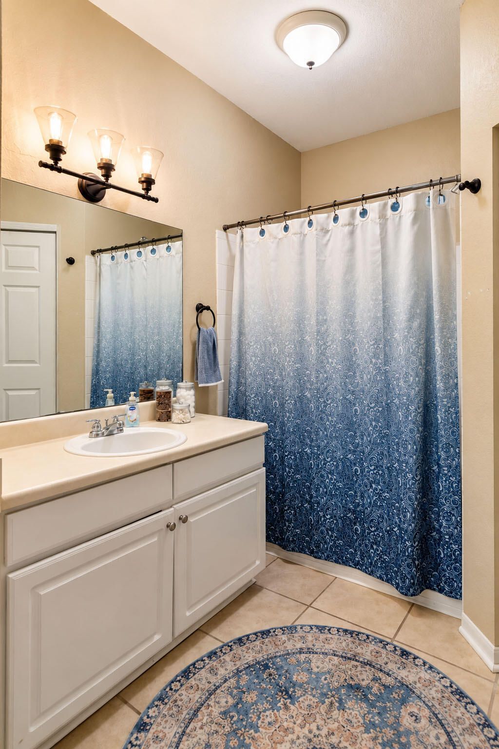 60 Fenwick Hall Allee Photo 11