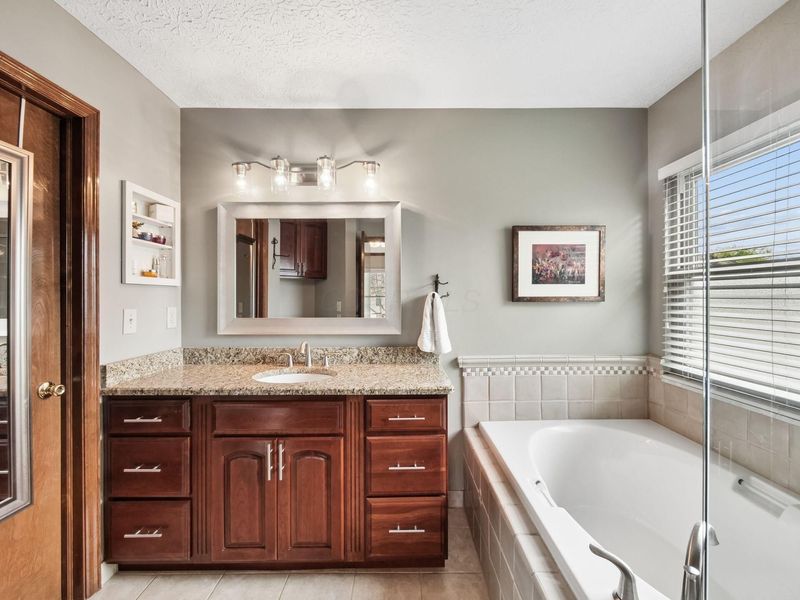 346 Harrogate Court, Westerville, OH 43082 Photo 28