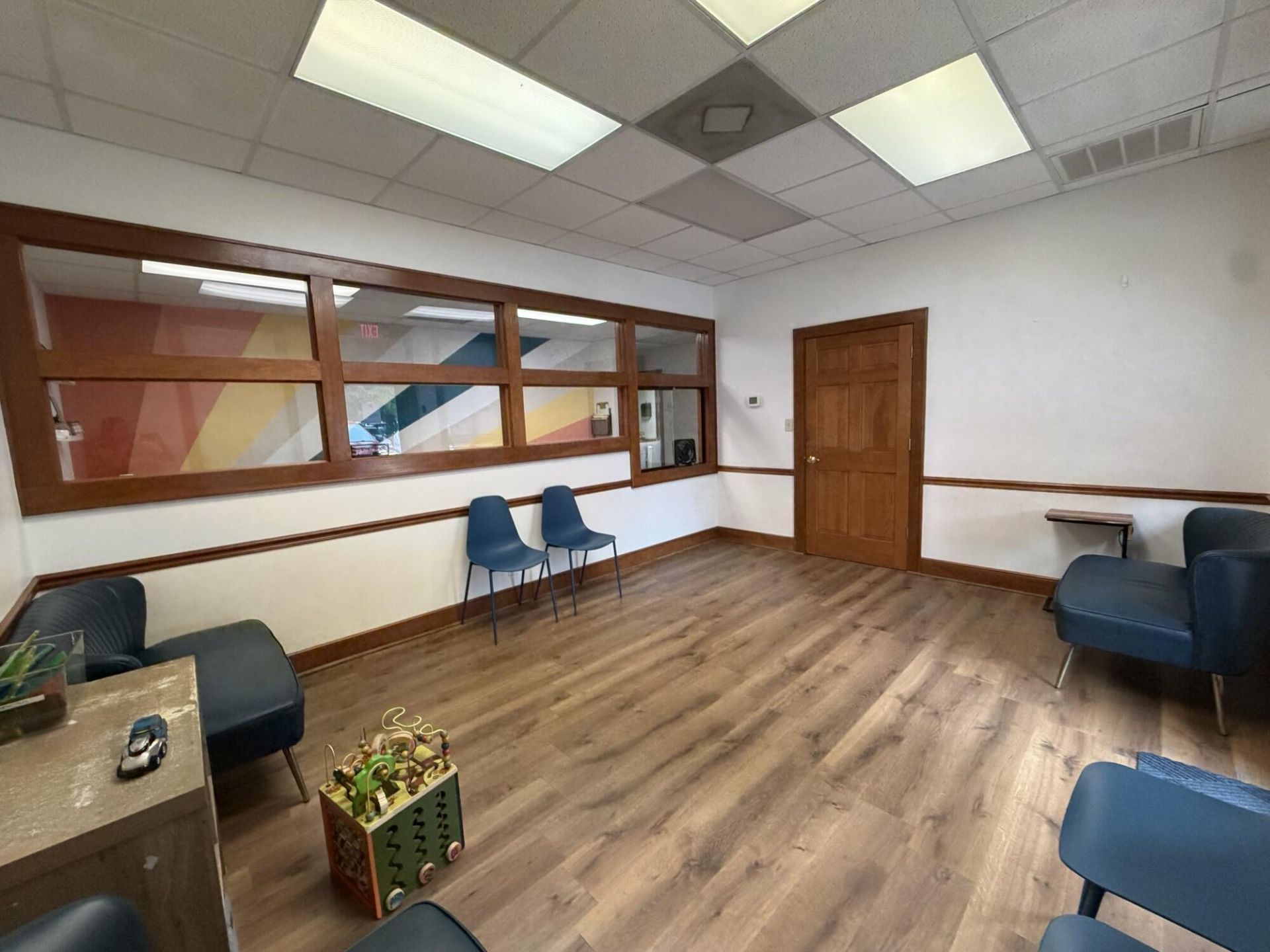 105 Harth Place  Photo 4