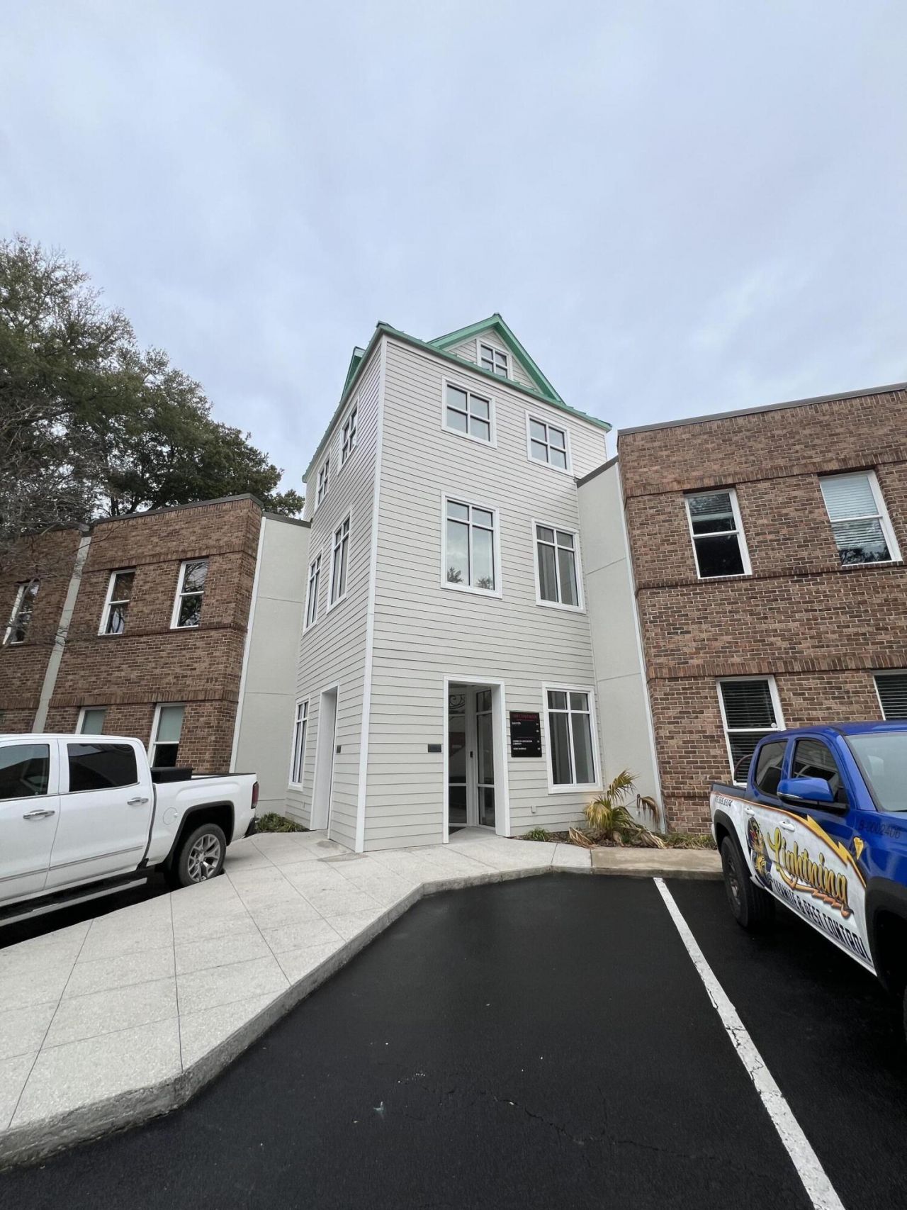 268 W Coleman Boulevard  Photo 12