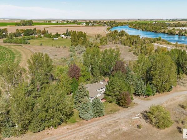 561 E 1200 N, SHELLEY, ID 83274