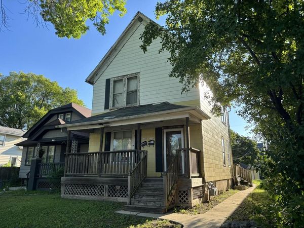 5304 N 38th STREET, Milwaukee, WI 53209