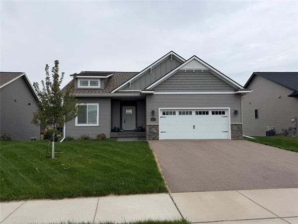 2024 Whistling Straits Drive, Altoona, WI 54720