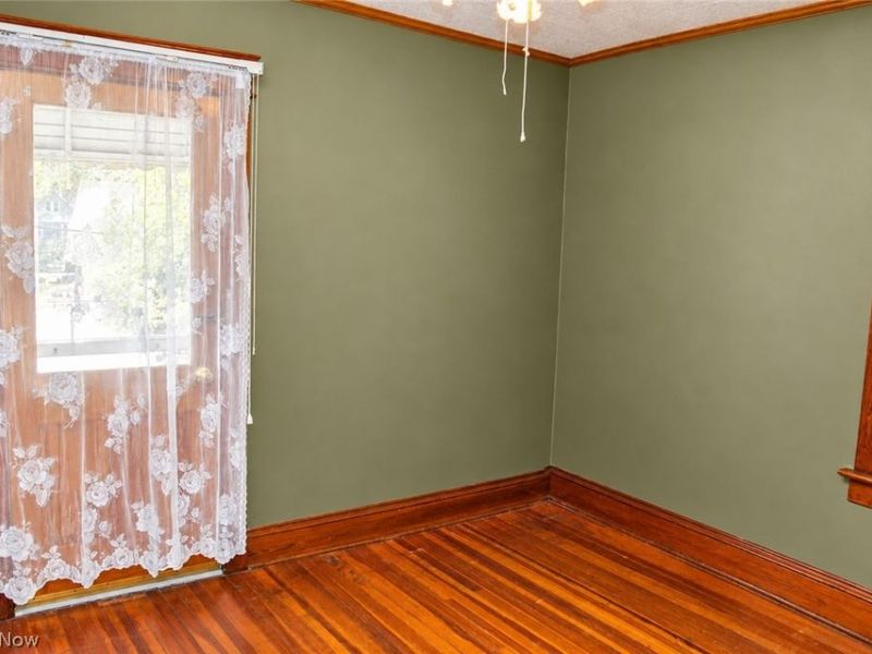 2070 W 100th Street, Cleveland, OH 44102 Photo 19