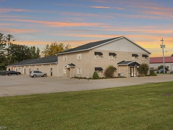 2425 Medina Road , Medina, OH 44256