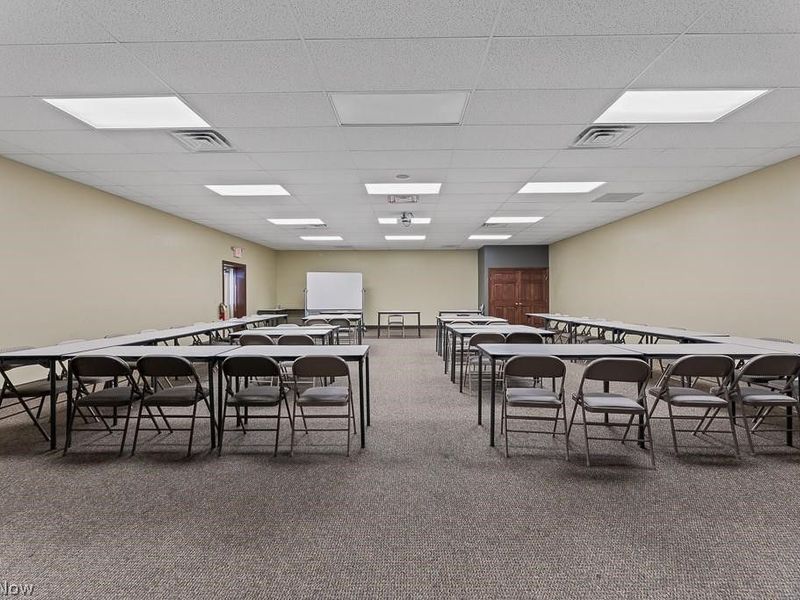2425 Medina Road, Medina, OH 44256 Photo 2