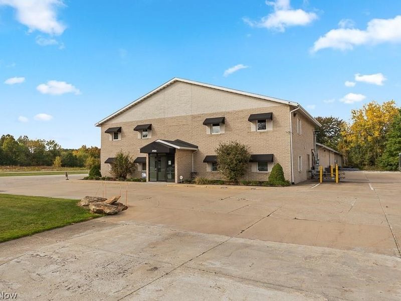 2425 Medina Road, Medina, OH 44256 Photo 28