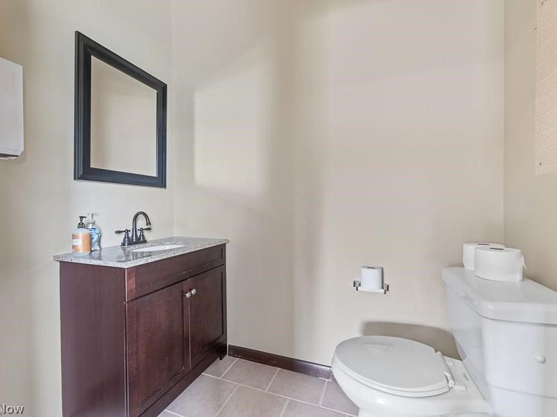 2425 Medina Road, Medina, OH 44256 Photo 9
