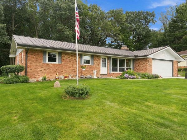 58908 Wray Drive, Elkhart, IN 46517