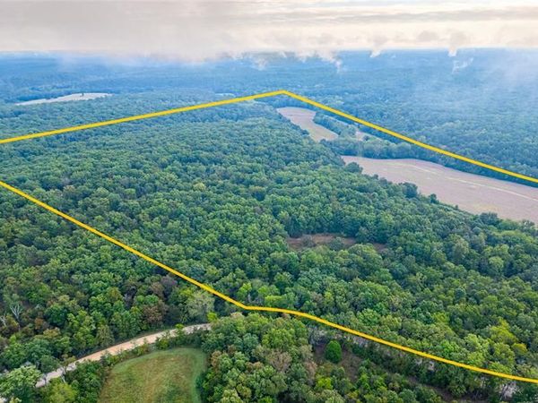 21045 County Road 3560, St James, MO 65559