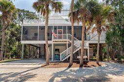211 Jungle Road photo 4