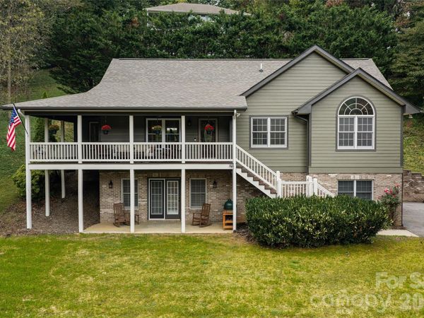 2375 Crymes Cove Road , Waynesville, NC 28786