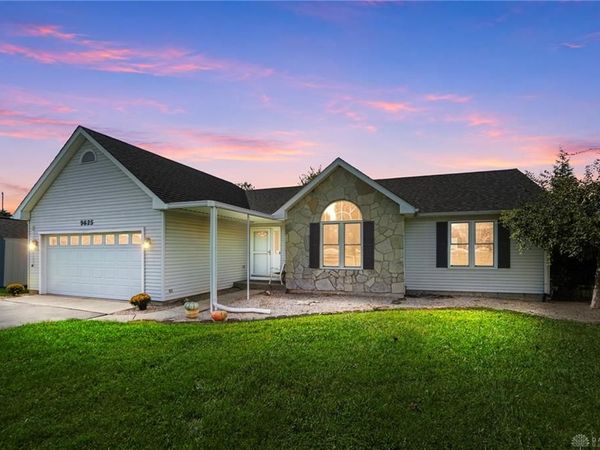 9625 Clearcreek Franklin Road, Springboro, OH 45342