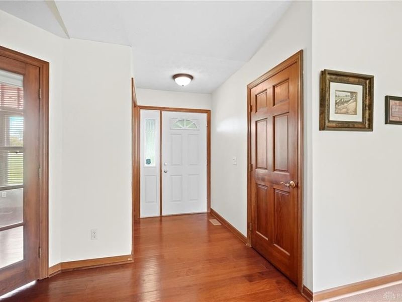 9625 Clearcreek Franklin Road, Springboro, OH 45342 Photo 9