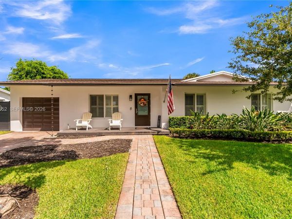17881 SW 91st Ave , Palmetto Bay, FL 33157