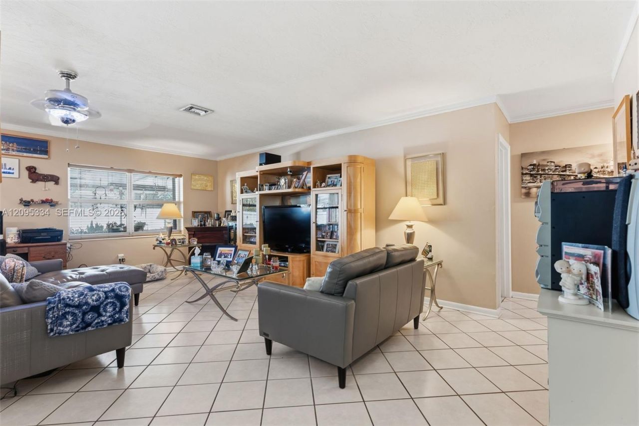 9971 SW 197th St , Cutler Bay, FL 33157 Photo