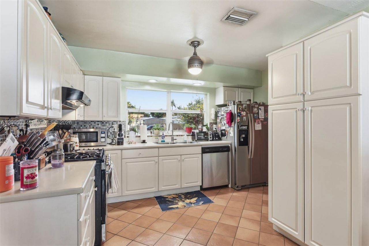 9971 SW 197th St , Cutler Bay, FL 33157 Photo