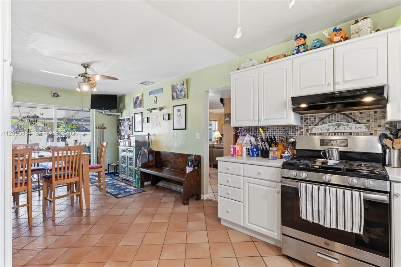 9971 SW 197th St , Cutler Bay, FL 33157 Photo