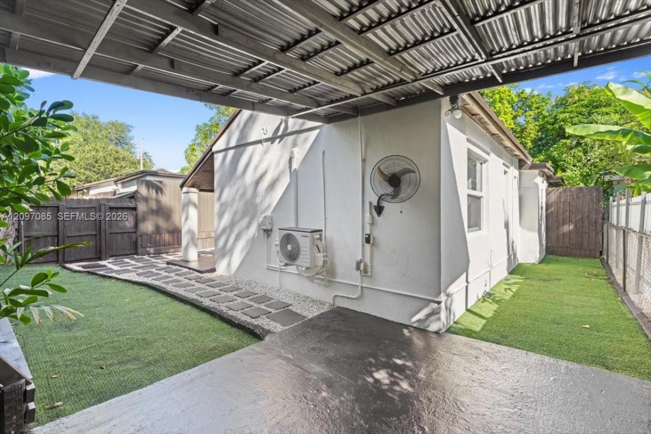 9533 NW 3rd Ave , Unit REAR, Miami, FL 33150 Photo