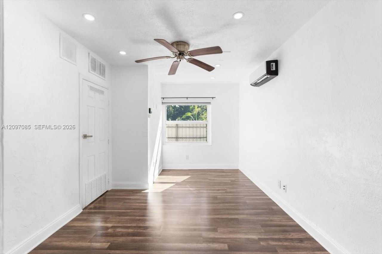 9533 NW 3rd Ave , Unit REAR, Miami, FL 33150 Photo