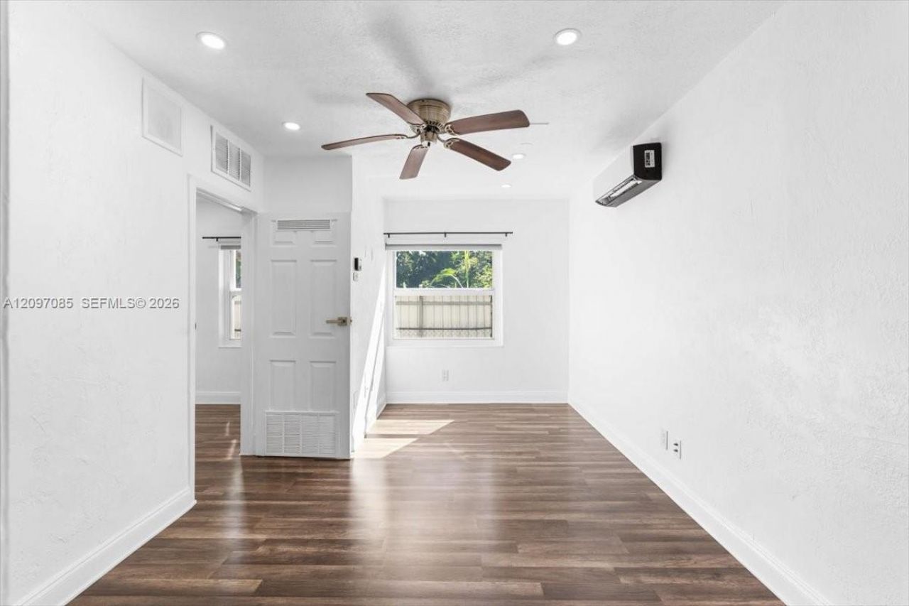 9533 NW 3rd Ave , Unit REAR, Miami, FL 33150 Photo