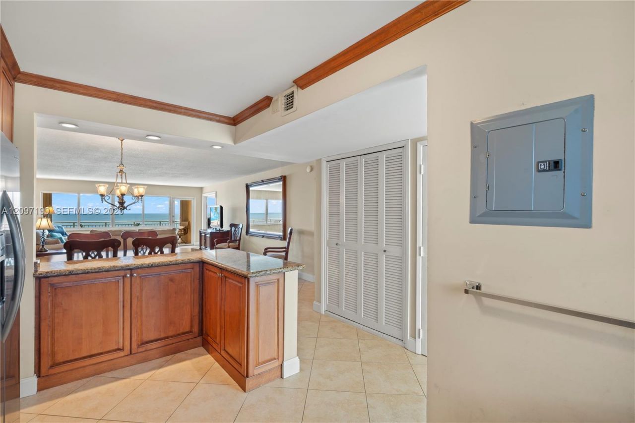 328 N Ocean Blvd, Unit 1405, Pompano Beach, FL 33062 Photo