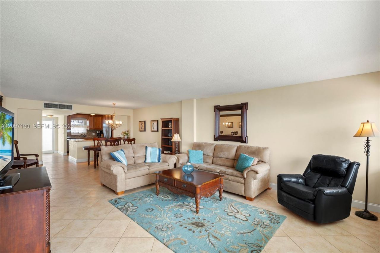 328 N Ocean Blvd, Unit 1405, Pompano Beach, FL 33062 Photo