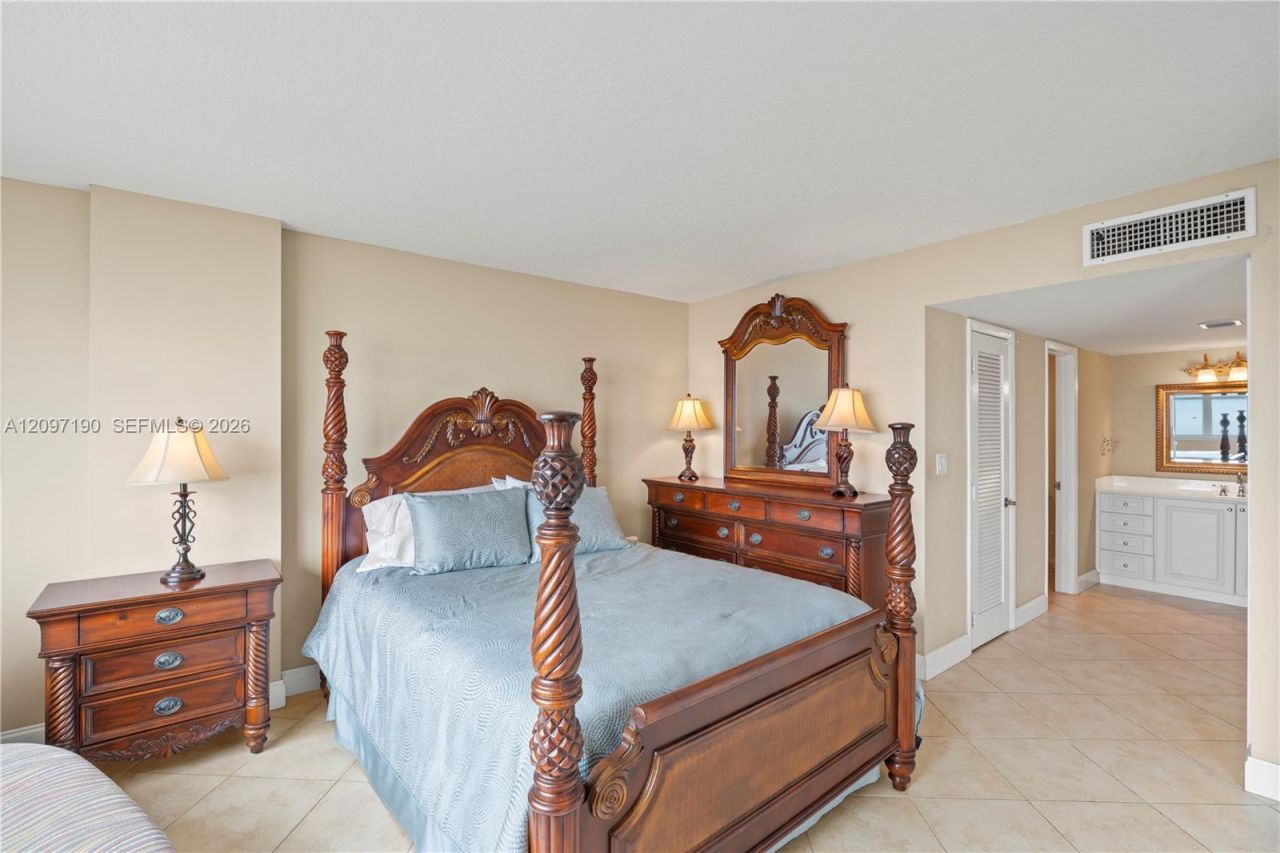 328 N Ocean Blvd, Unit 1405, Pompano Beach, FL 33062 Photo