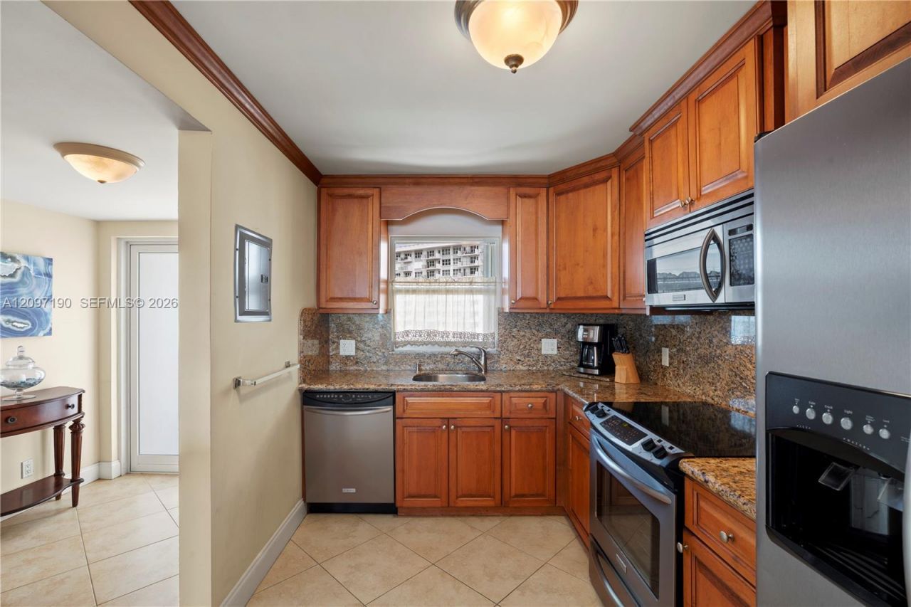 328 N Ocean Blvd, Unit 1405, Pompano Beach, FL 33062 Photo