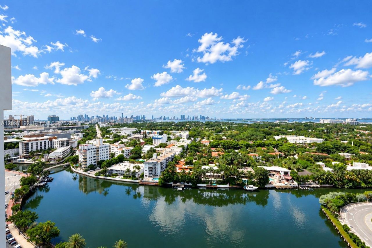 2555 Collins Ave , Unit 2406, Miami Beach, FL 33140 Photo