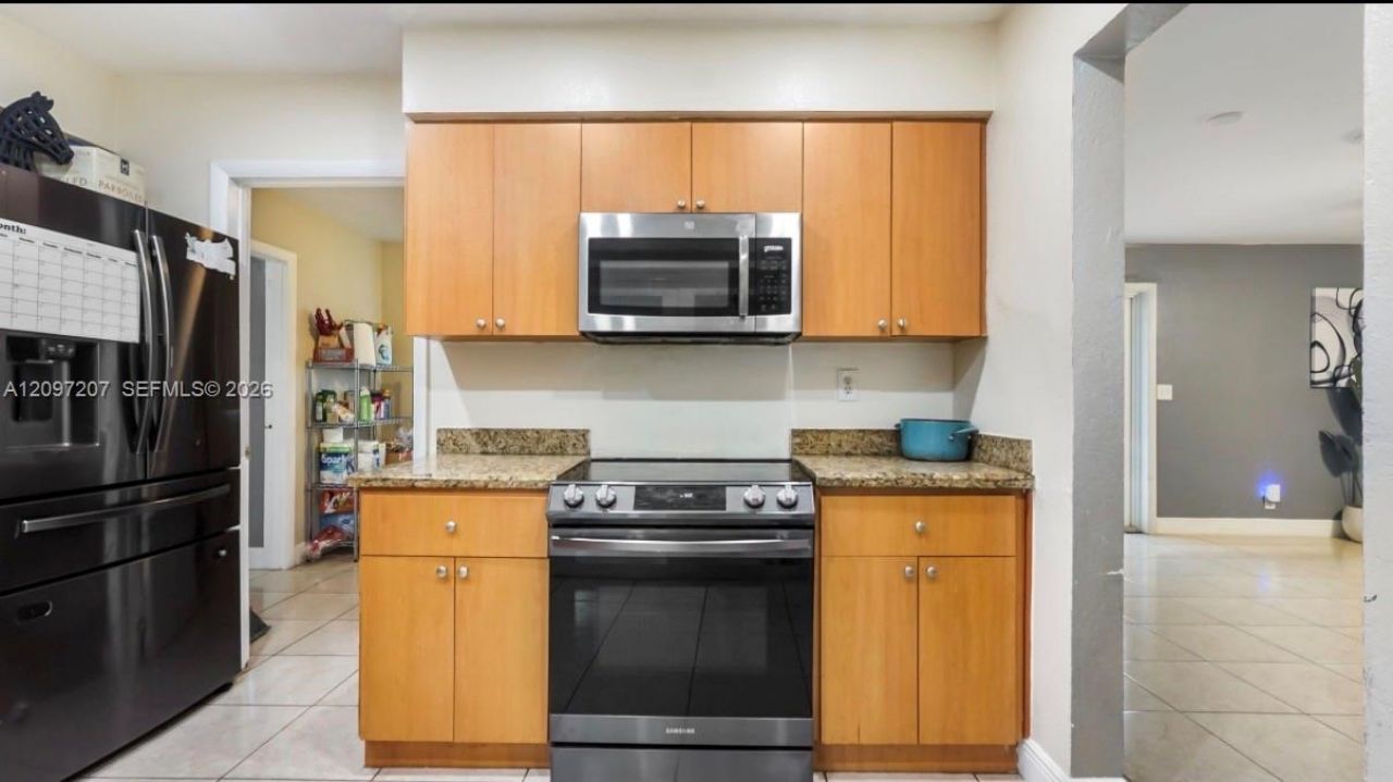 6261 NW 18th St , Sunrise, FL 33313 Photo