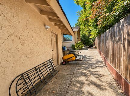 5043 Primrose Dr, Fair Oaks, CA 95628 Photo