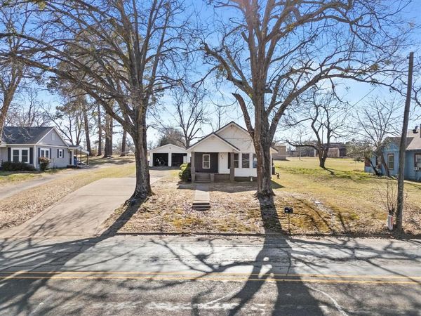 605 Dallas Street, Winona, TX 75792