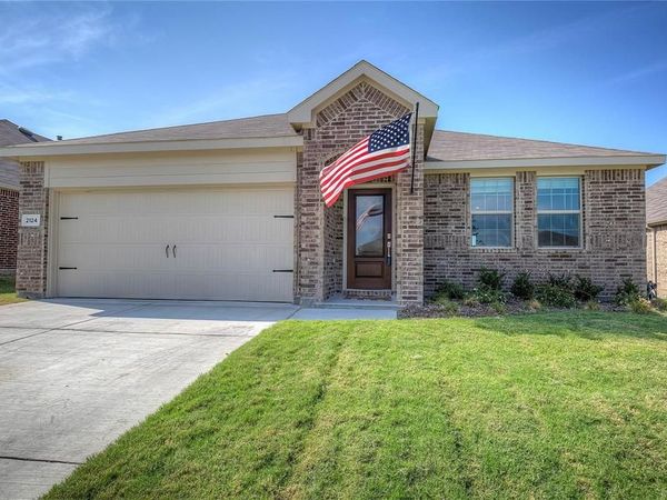 2124 Whispering Sage Boulevard, Royse City, TX 75189