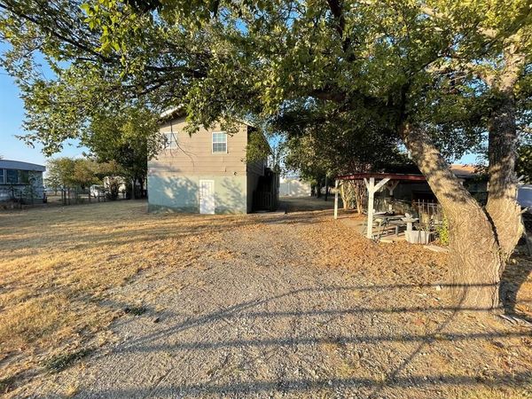 8947 Adams Circle, Cresson, TX 76035
