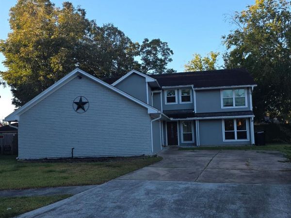 8626 Berryvine Drive , Houston, TX 77489