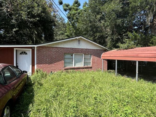 8533 BERRY Avenue, Jacksonville, FL 32211