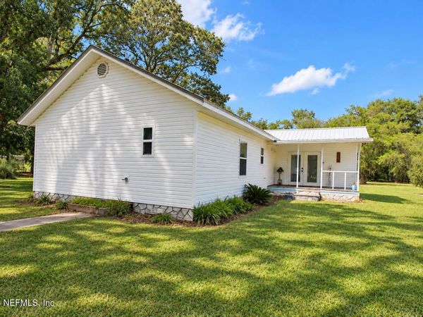 7320 OLD WOLF BAY Road, Palatka, FL 32177