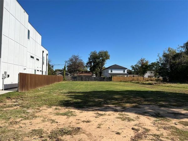 3514 Wendelkin Street , Dallas, TX 75215