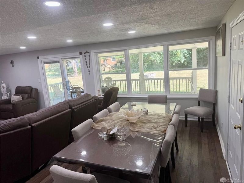 202 Anton Court, Centerville, OH 45458 Photo 3
