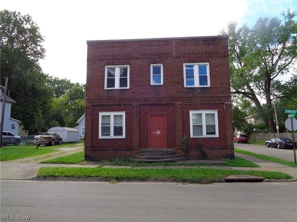 440 Stanton Avenue , Akron, OH 44301
