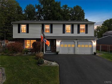 8130 Crimson Circle, Clay, NY 13041