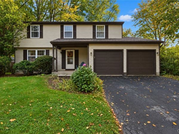 8086 Princess Path, Liverpool, NY 13090