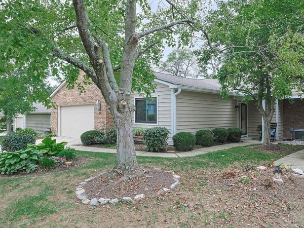 69 Evergreen Circle, Wyoming, OH 45215